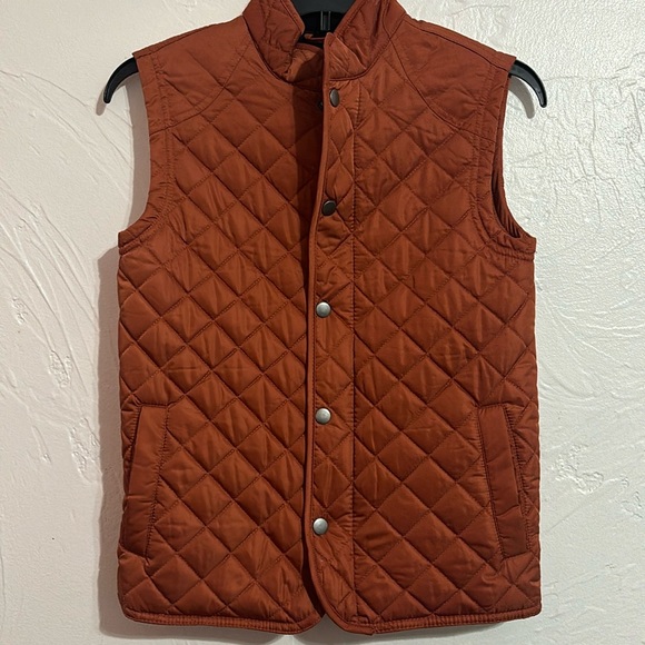 Boys puffer vest fleece lined. Zip and snaps. Size 10/12 burnt orange color. - Picture 1 of 5
